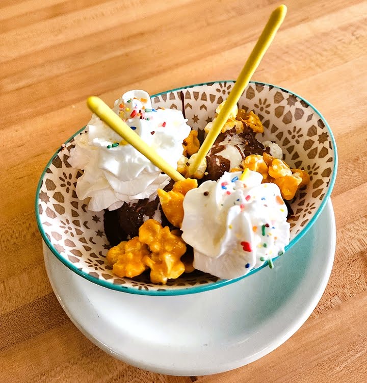 Thai American Bistro by null