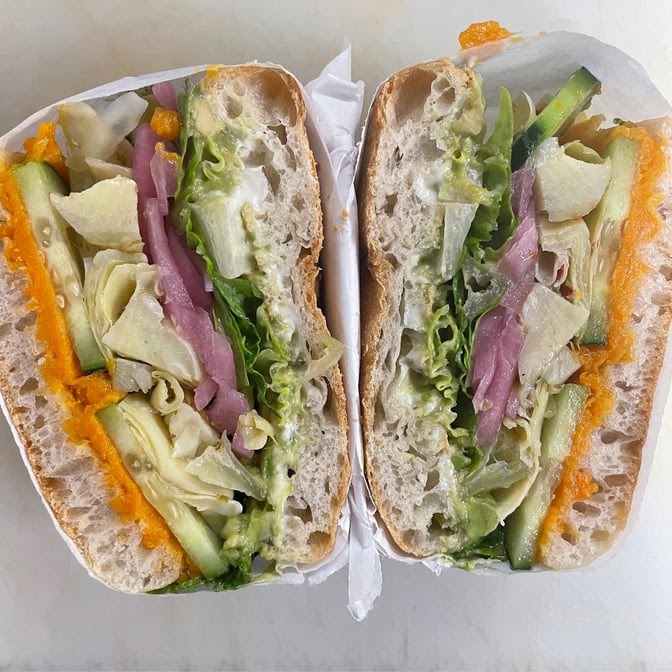 MOTO Delicatessen & Bodega by null