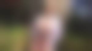 高齢熟女　野外　無修正|贅肉自慢なおばさんたちがだらしない身体を誇らしげに露出！？マニアックな熟女の野外露出エロ画像