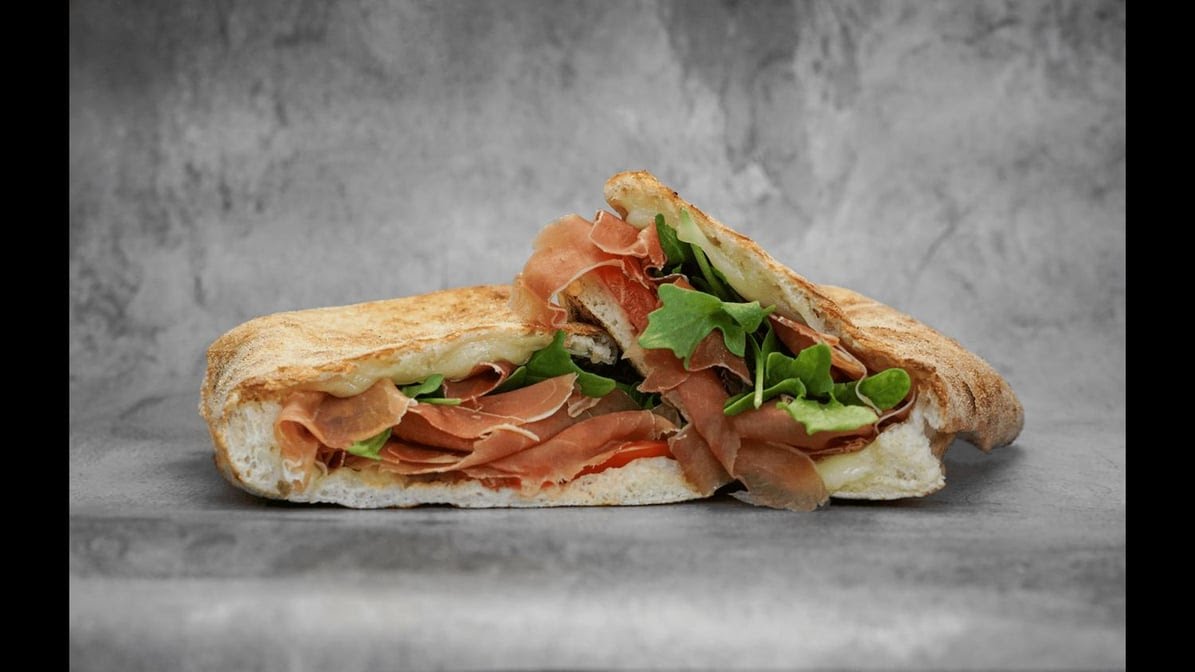 Pummarola Coral Gables "Pizza Napoletana" by null