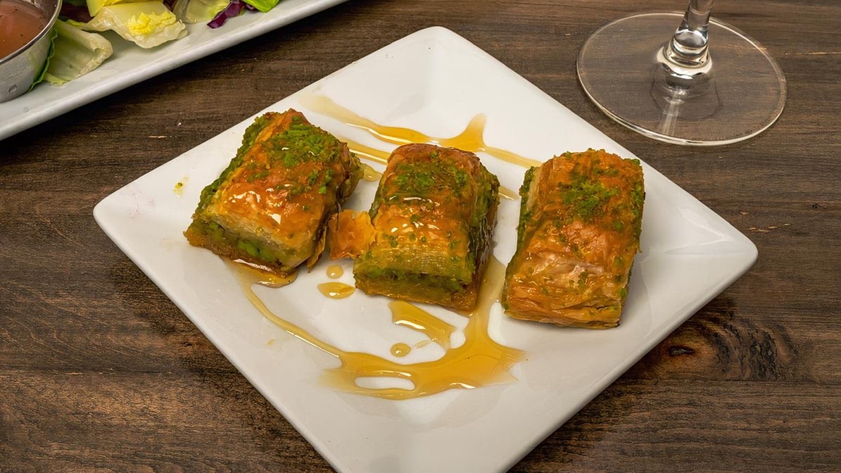 Amoo's Restaurant by null