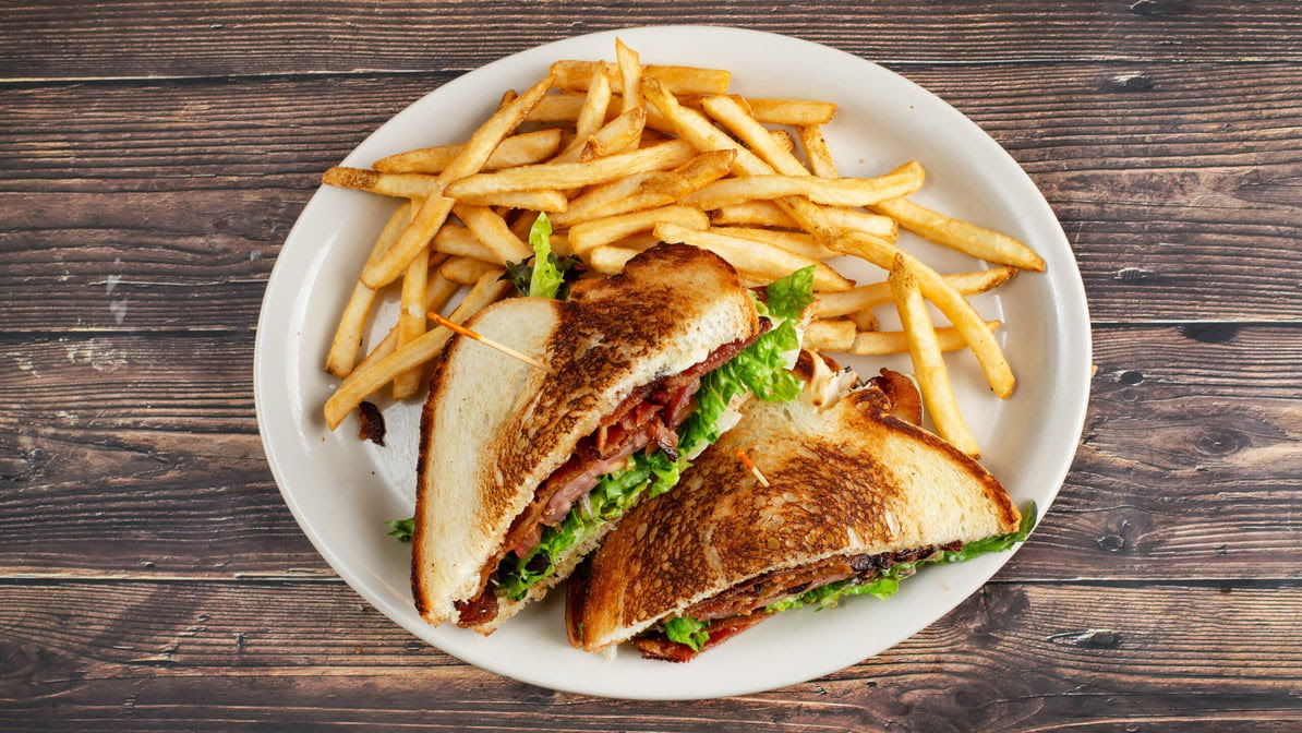 Live Oak Grill by null