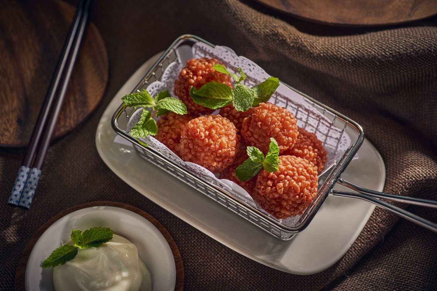 YUN NANS by null