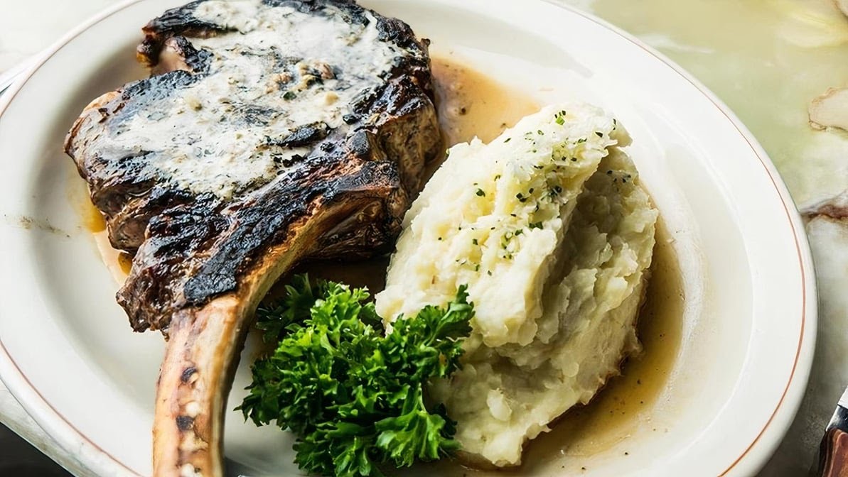 Daniel's Broiler by null