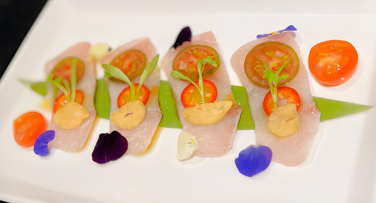 Doanburi Elevated Sushi by null