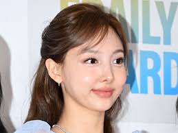 iu 4k nude fake |見た目で決まる、たったひとつの美など存在しない」──エスター・リウ（俳優）【私とからだと社会の関係／台湾編】 | Vogue Japan