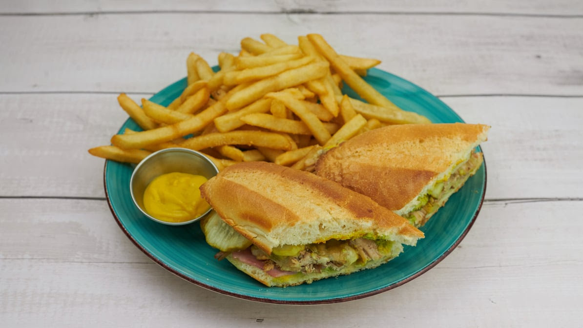 Bodega Kitchen & Cocktails by null