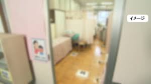  中学生健康診断 盗撮|学校健診」なぜ上半身裸なのか 体操服・下着着用もダメ？脱衣での健診『見直し』求める署名広がる  同級生に見られ「イヤ」など…しかし、医師「“疾患”見逃す可能性」指摘も | 特集 | ニュース | 関西テレビ放送 カンテレ