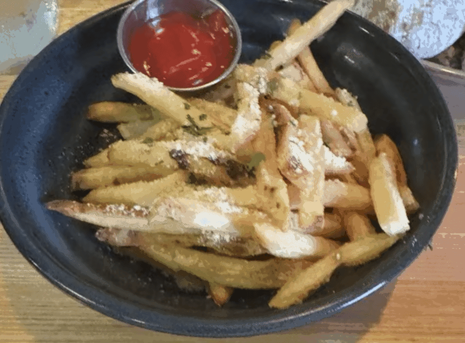 Louie's Wine Dive & Clayton Kitchen by null