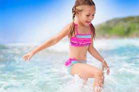 little girl bikini|Adobe Stock