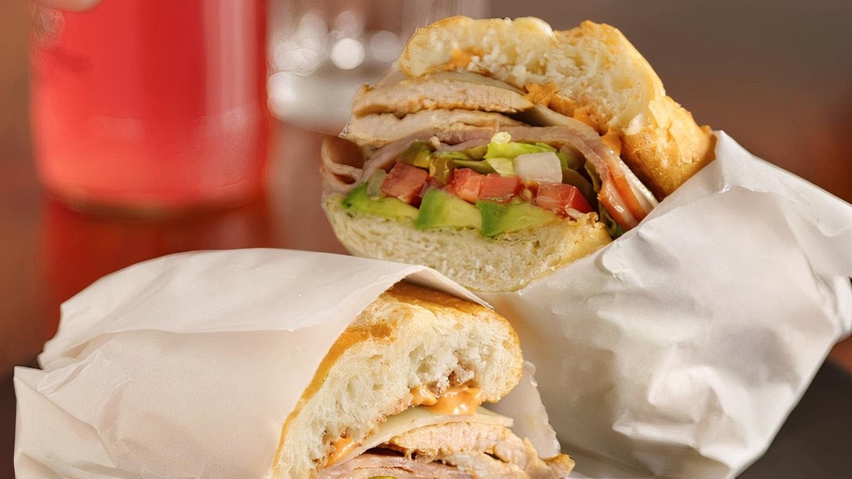 Manny's Tortas by null
