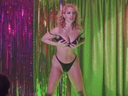 маленькие целки gif|Самую точную модель качания на качелях проверили на японских девушках.  Оказалось, что в среднем они качаются согласно оптимальным условиям модели