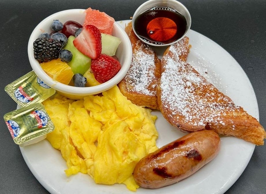 Sunrise Bistro And Catering by null