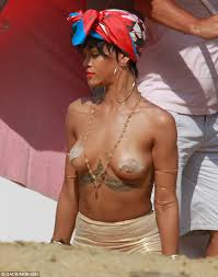 Rihanna tits jpg x Rihanna tits