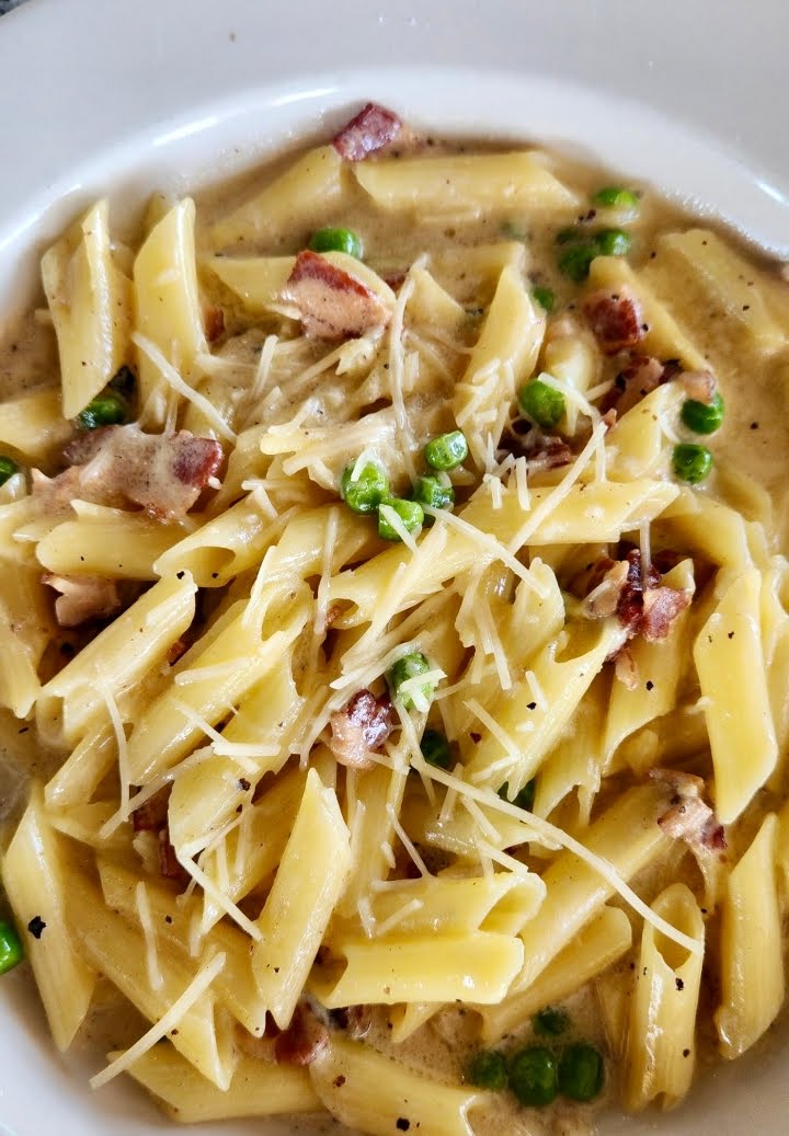 DeVivo's Eatery-Italian kitchen, Pizzeria & Bakery by null