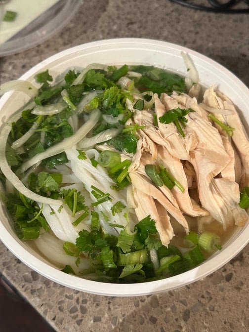 Phở Tau Bay by null