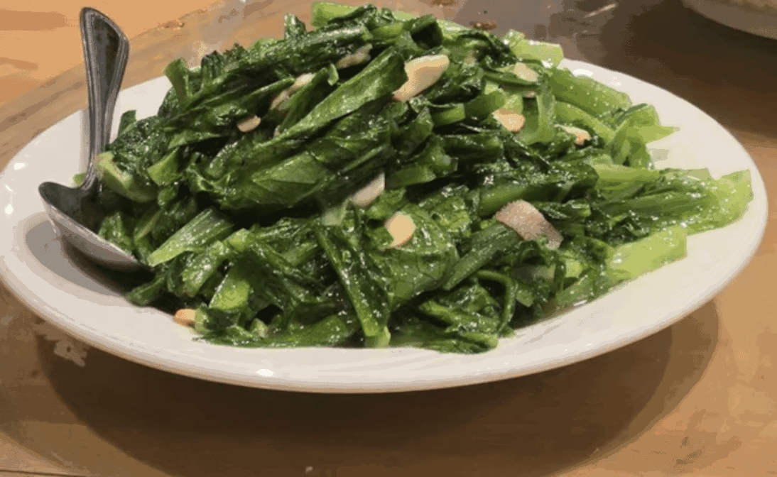 Yunnan Restaurant 云南过桥园 by null