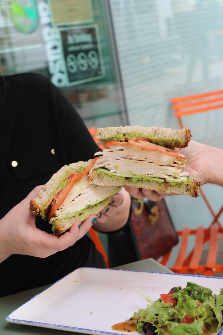 Cafe Paradiso by null