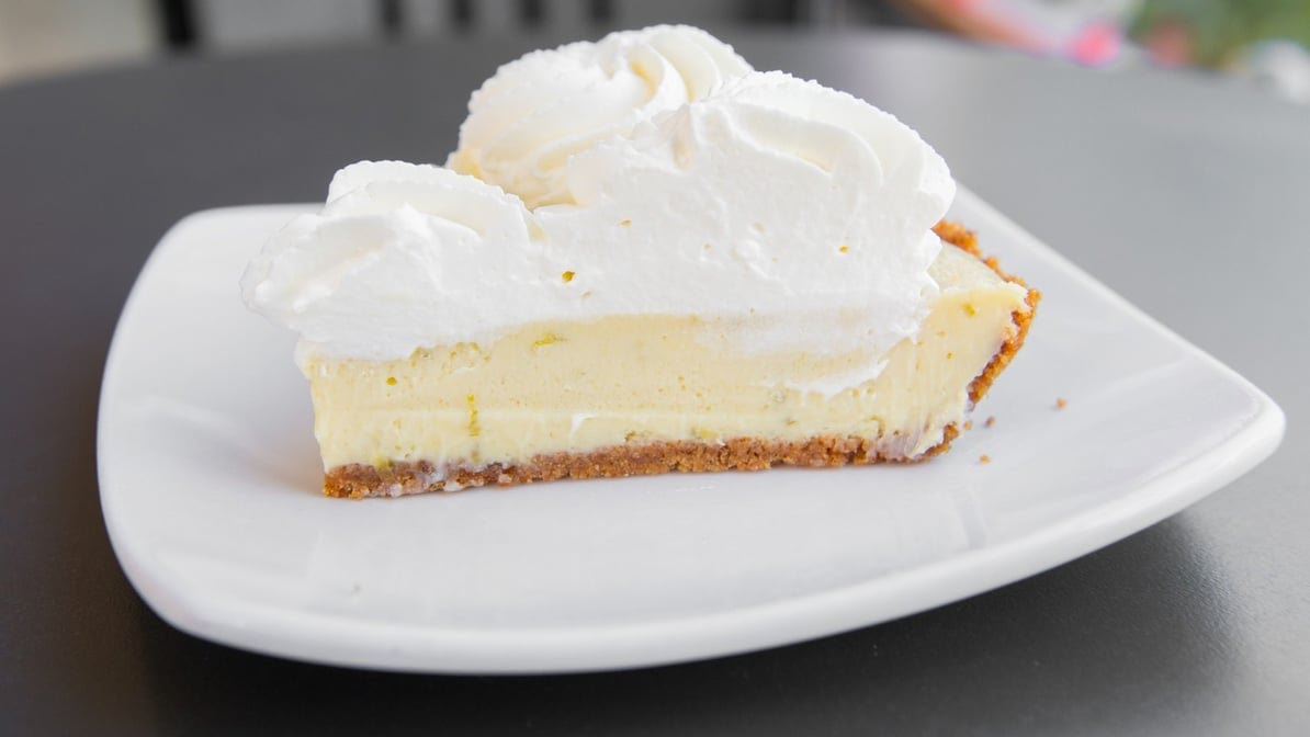 A la Mode Pies by null