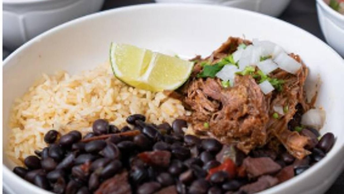 Birria Los Primos by null