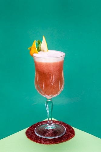 La Plaza Bar & Grill by null