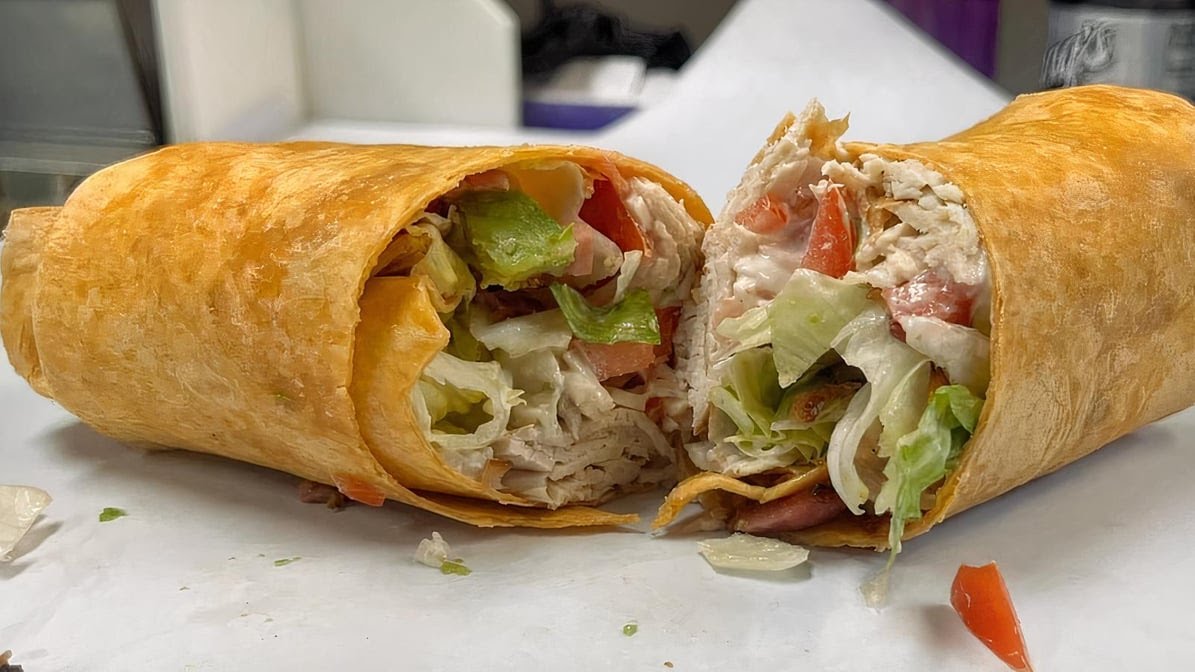 Luisa's Italian Pizzeria by null