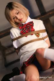 杜里 緊縛|杜里(とり)@写真家 (@ToriGraphic) / X