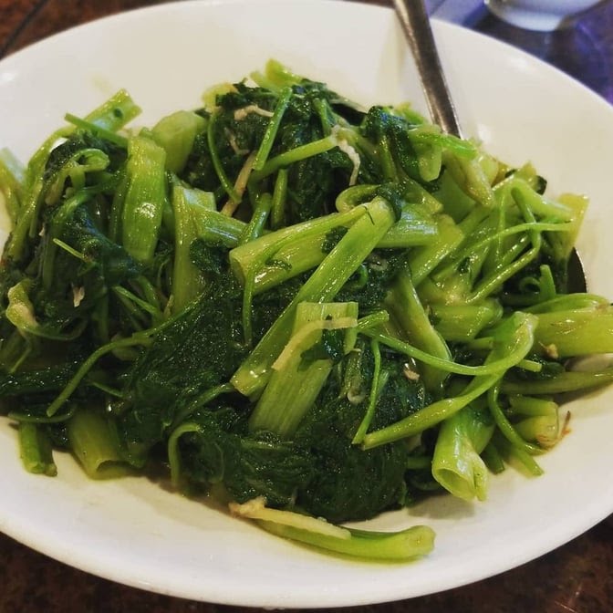 East Pearl Restaurant by null