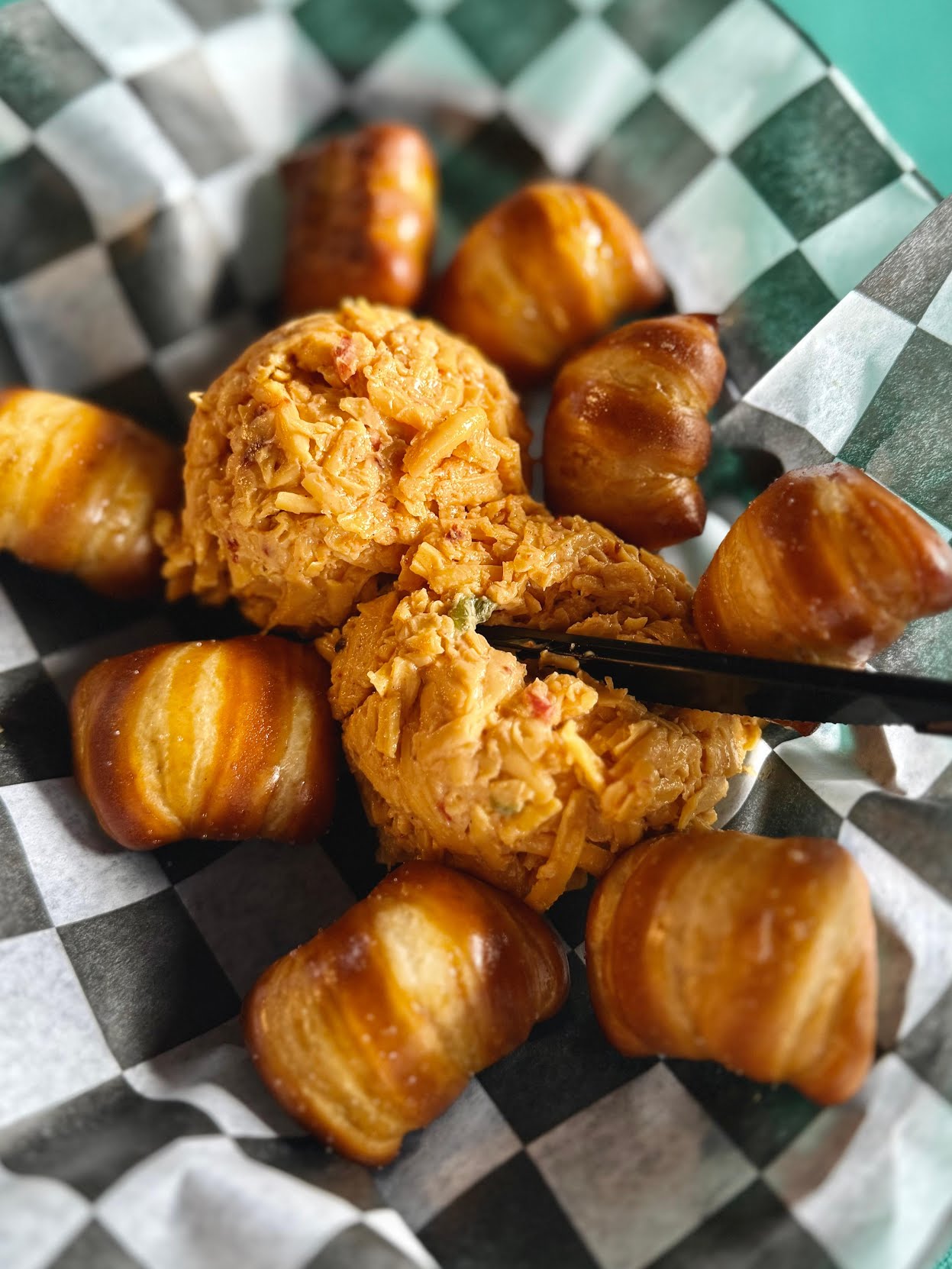 Pooky Jane's Kitchen and Pub by null