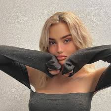 Hot chicks archives goodfellaz jpg x Celine centino pov