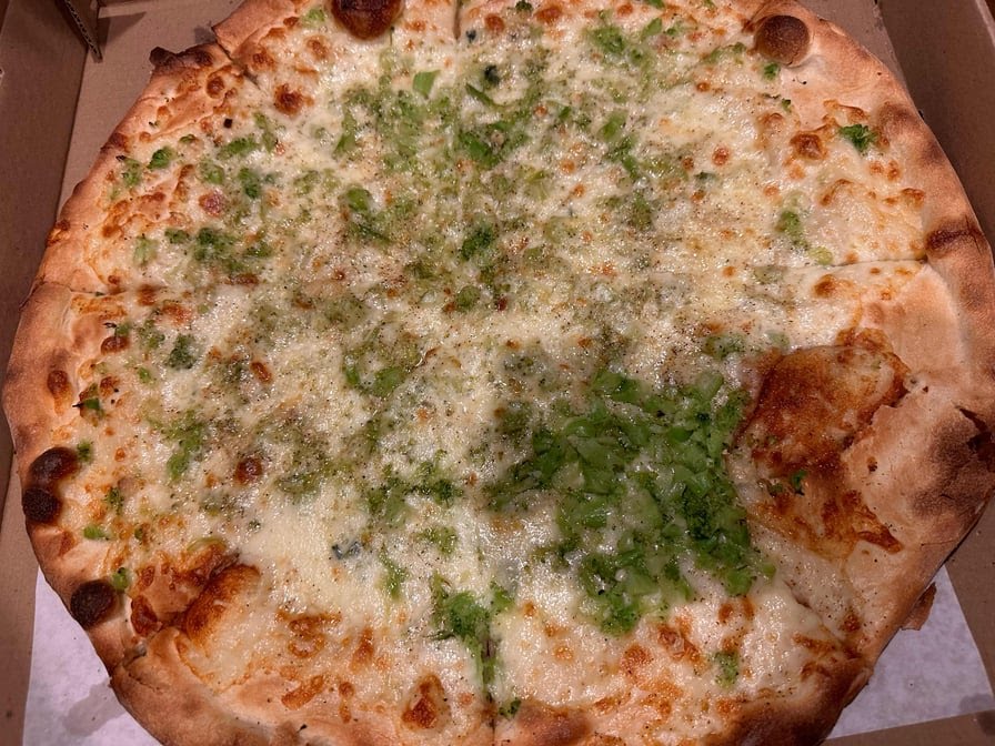Andre's Pizza by null