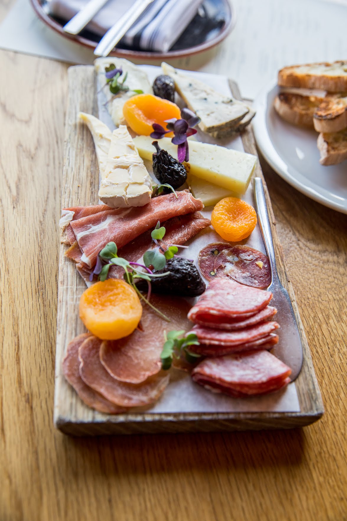 Steak & Whisky American Tavern by null