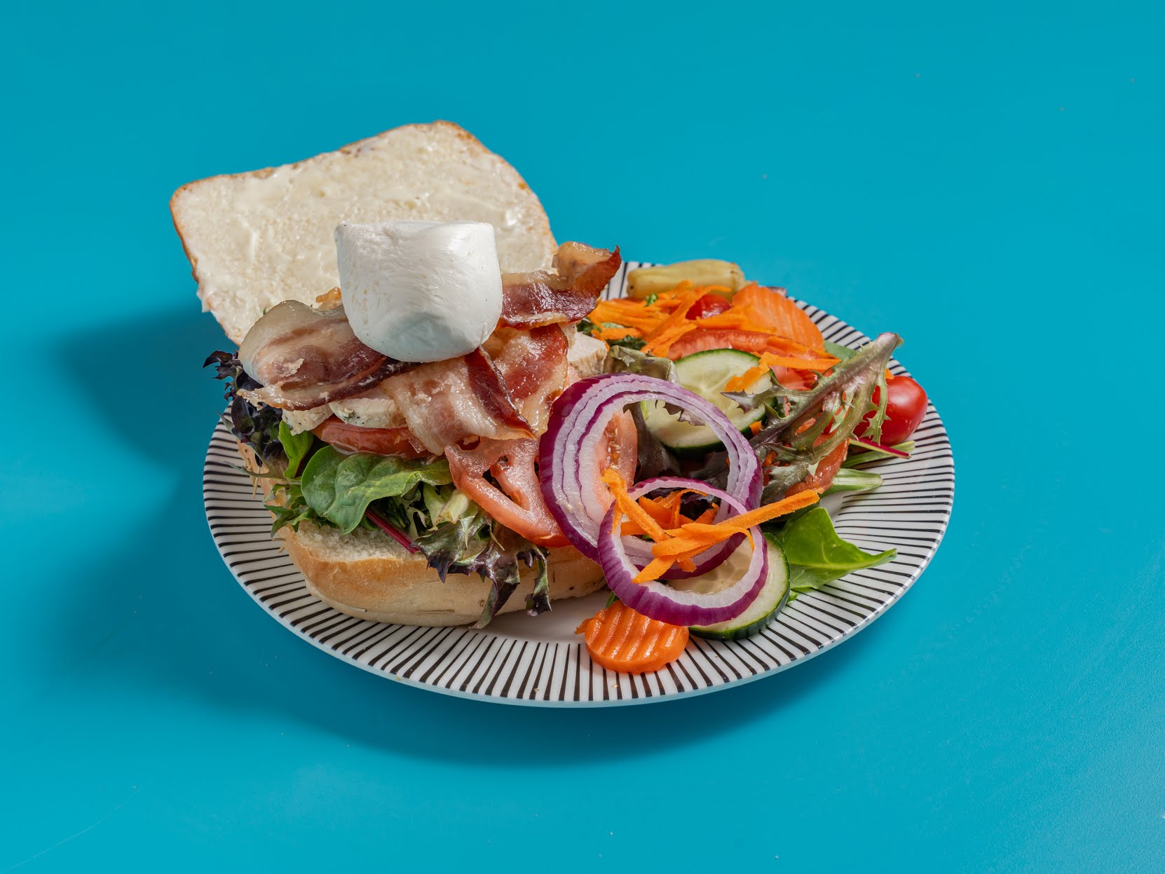 Cafe bliss and organic juice bar by null