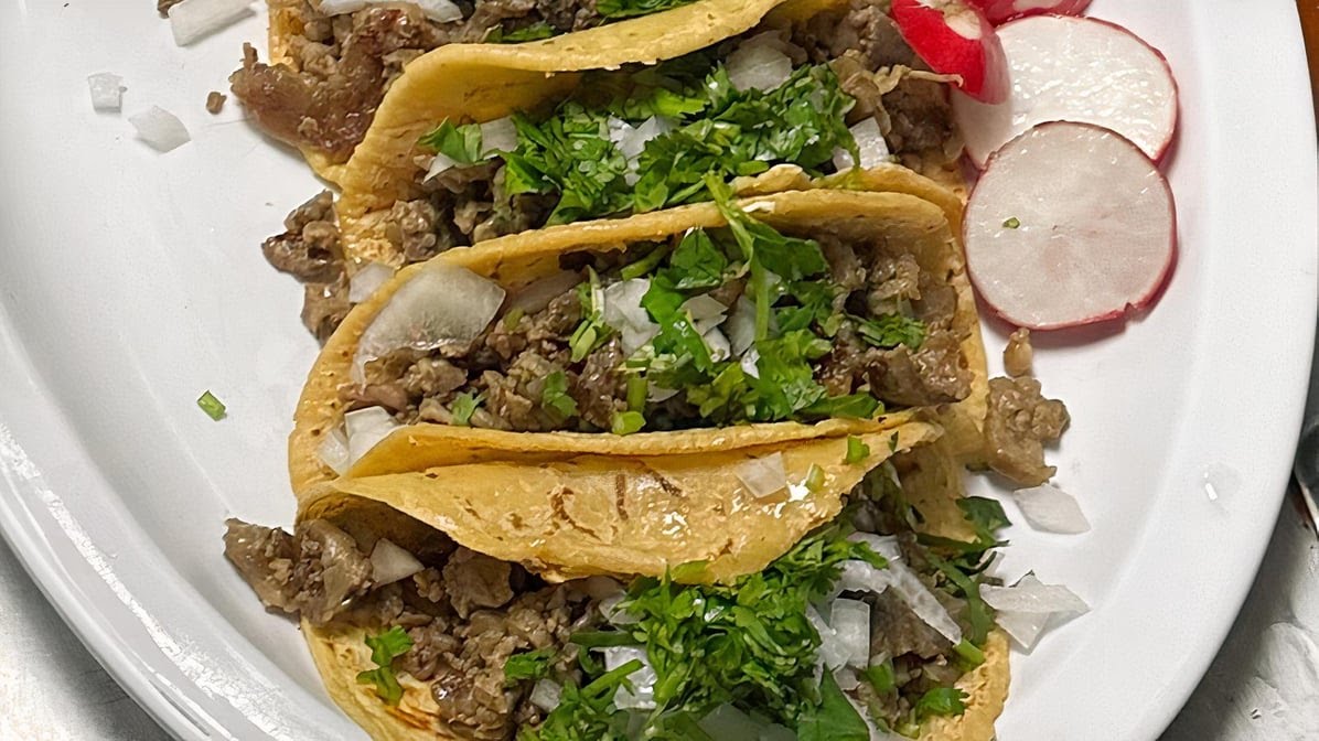 Birrieria Apatzingan by null