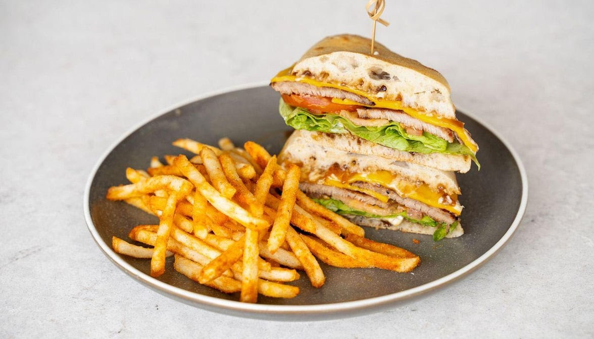 Piccolo Me Olympic Park by null