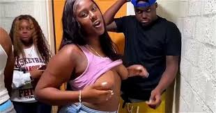 Gorgeous ebony housewife making young dude cheat on his jpg x Ebony house