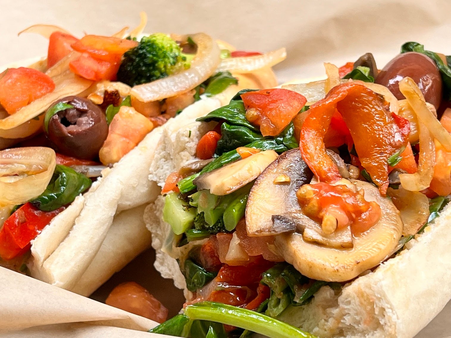 Lilly's Gourmet Pasta Express by null