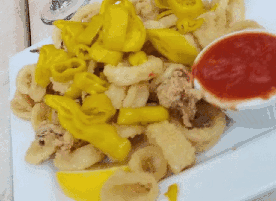 TreMonte Pizzeria Restaurant & Bar by null