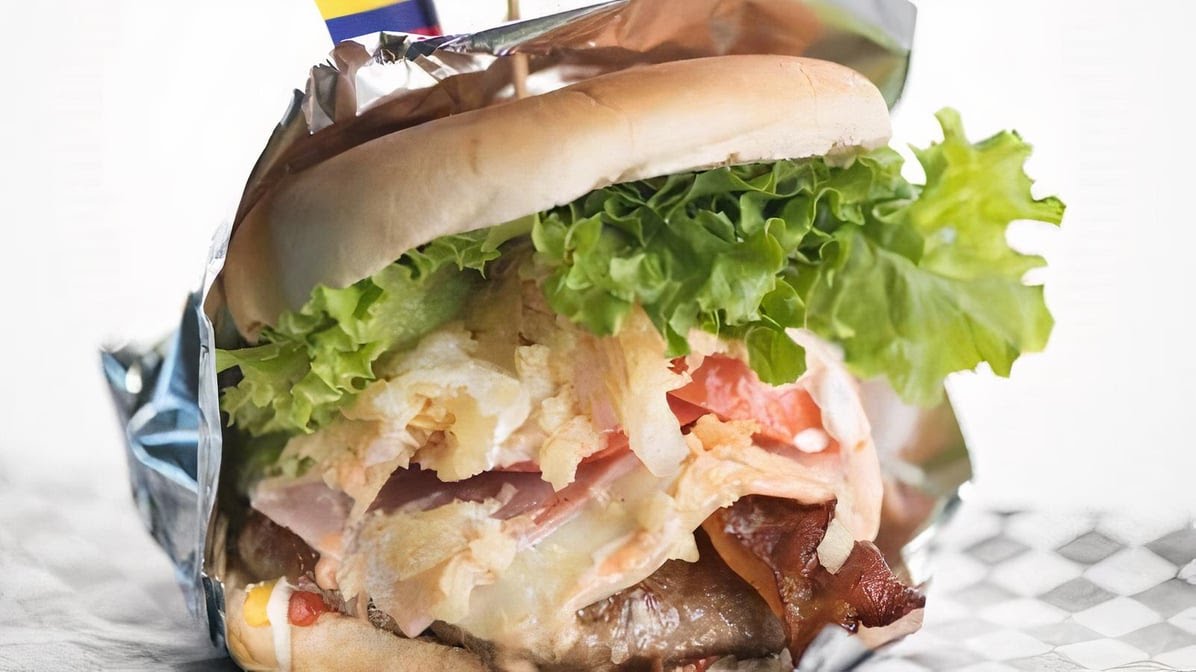 Paisa's Twin by null