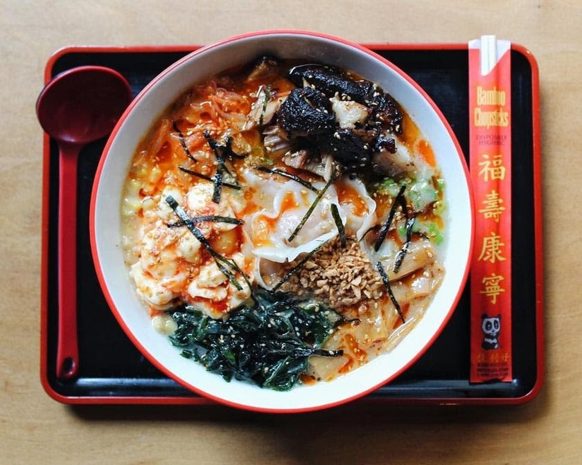 Ramen-San Lincoln Park by null