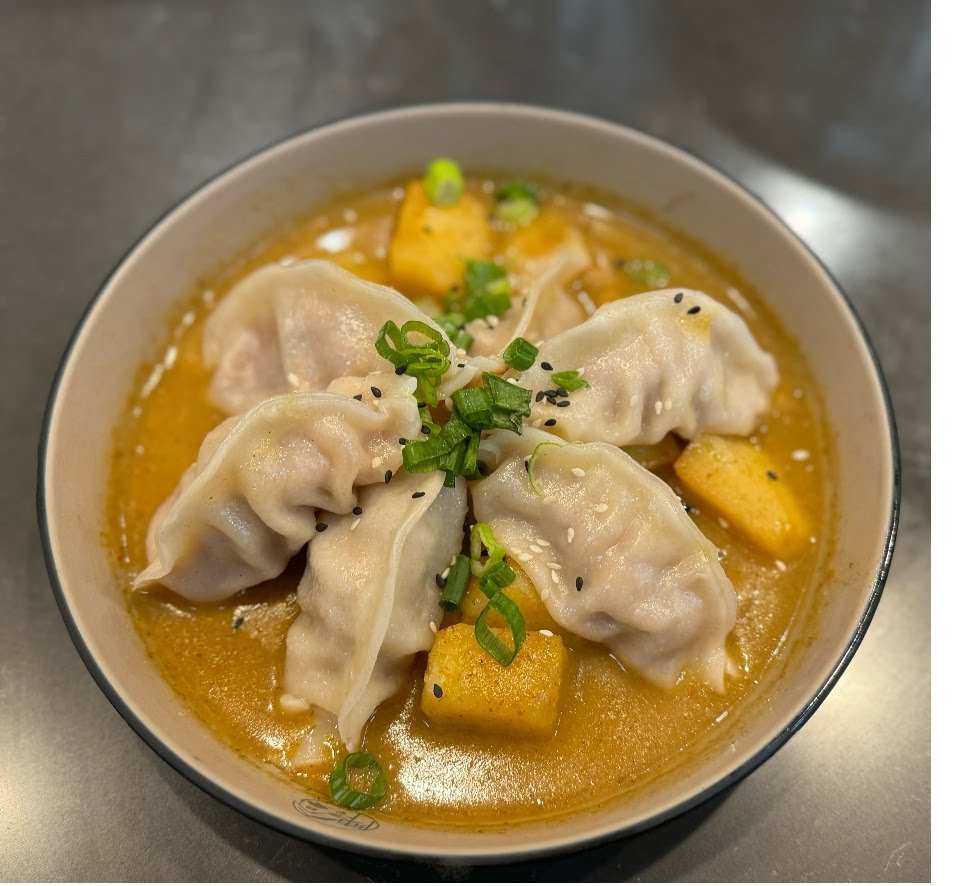 Hungry Dumpling House by null