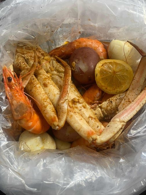 Juicy Bucket Seafood & Bar - Stafford by null