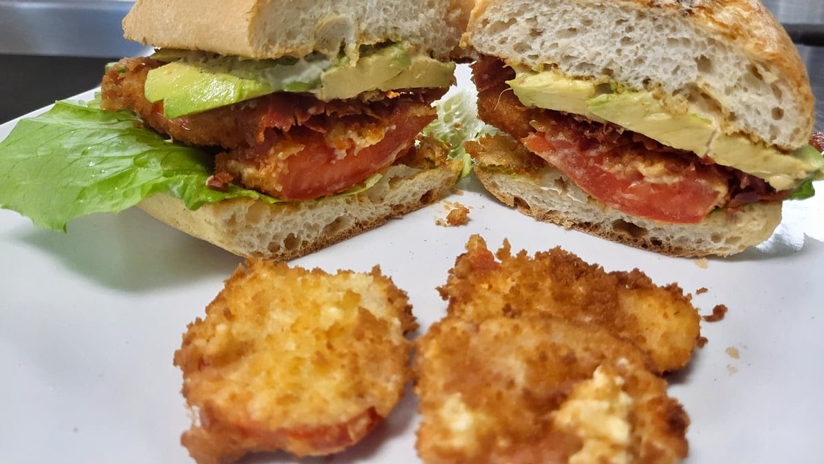 Pure Grain Bakery & Café by null