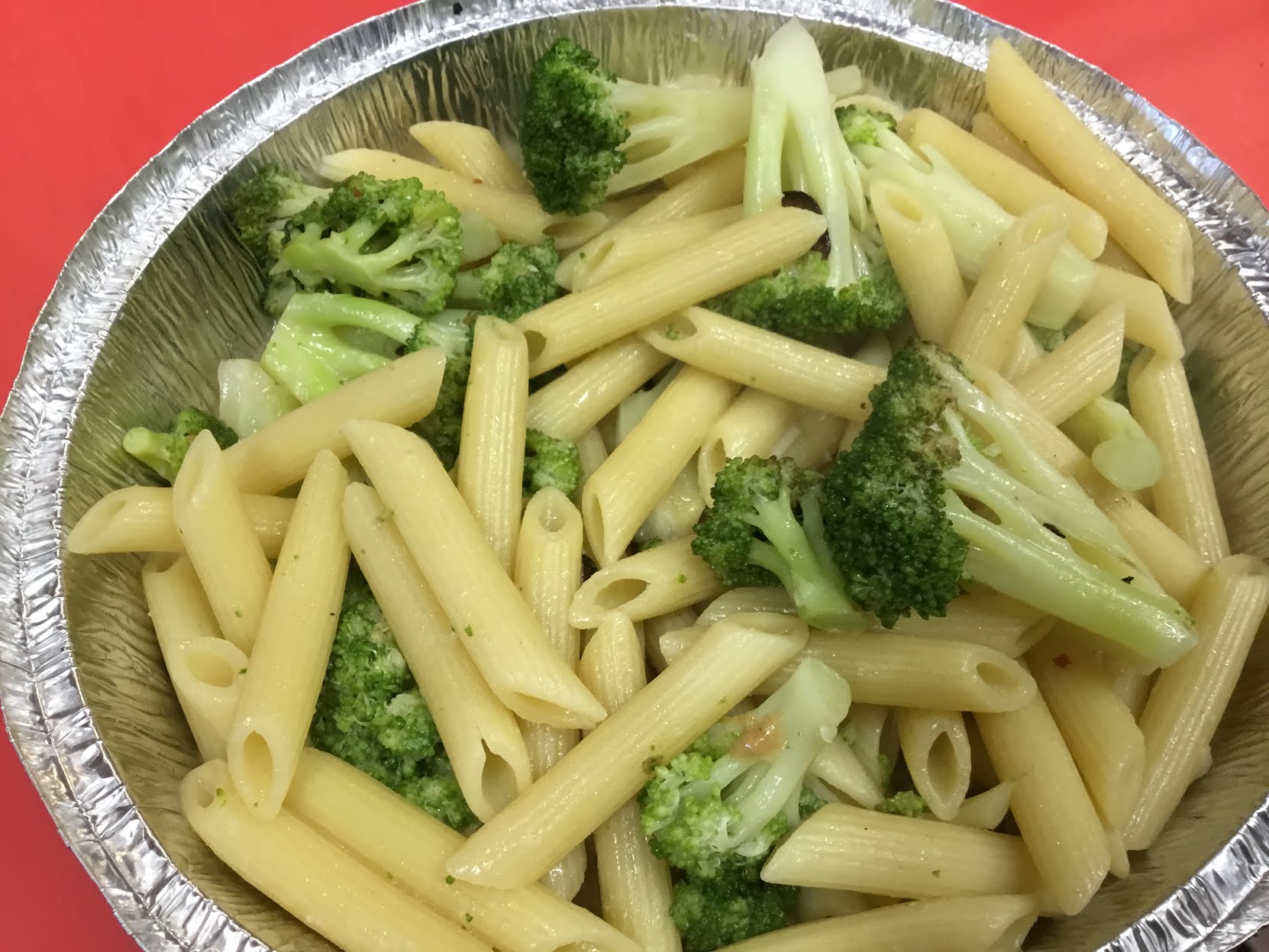 Avellino's Pizzeria & Catering by null