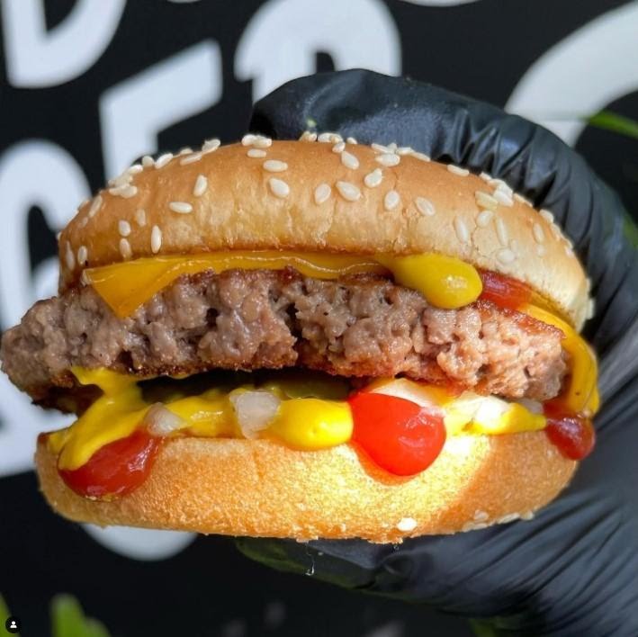 Malibu's Burgers - Oakland by null