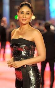 Kareena kapoor hot vogue cover cms x Kareena sexy