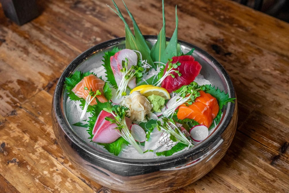 M Sushi by null