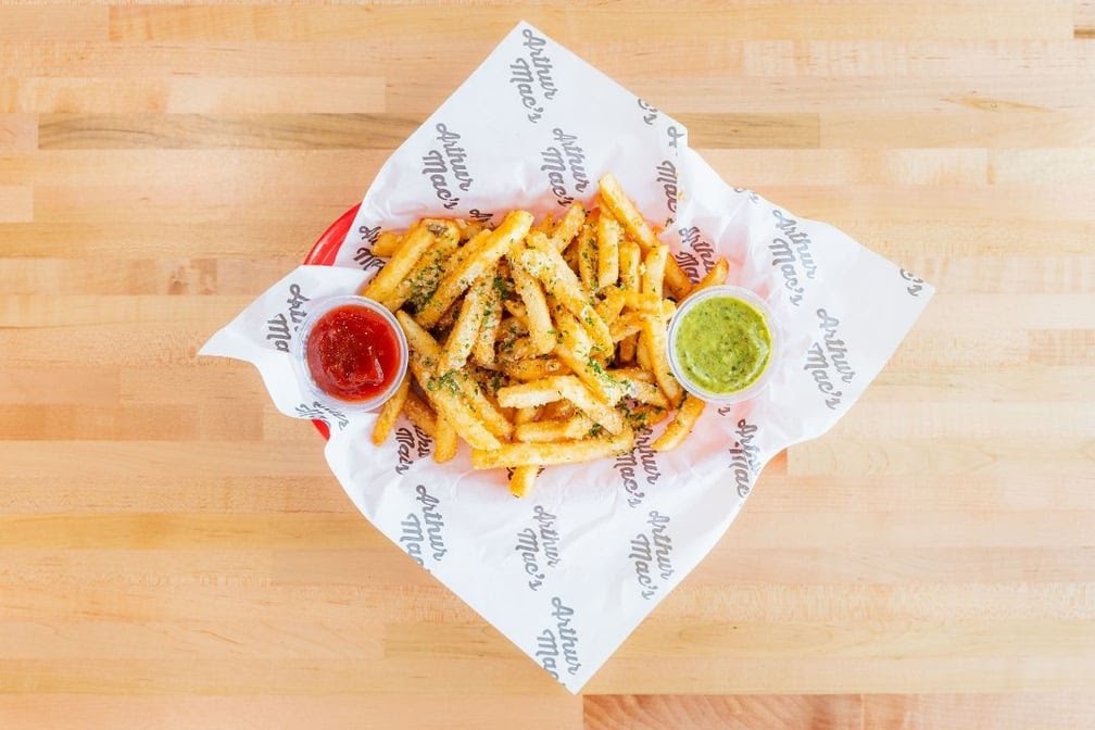 Arthur Mac's Little Snack by null