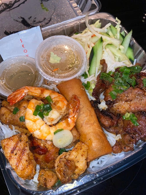 KUWAY’S BANH MI by null