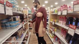 Shemale exhibitionist public flashing jpg x Flashing in public